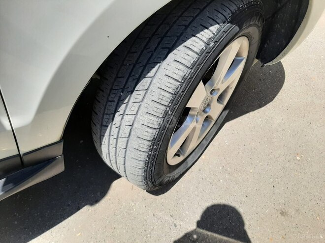 Hyundai Santa Fe-9