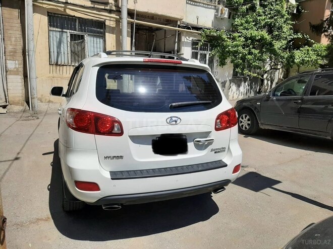 Hyundai Santa Fe-3