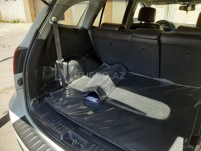 Hyundai Santa Fe-6