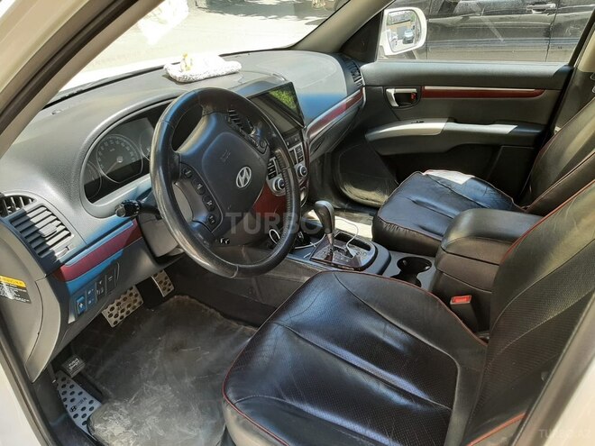 Hyundai Santa Fe-8
