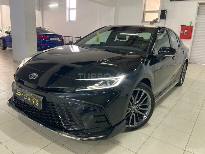 Toyota Camry-5