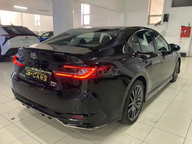 Toyota Camry-10