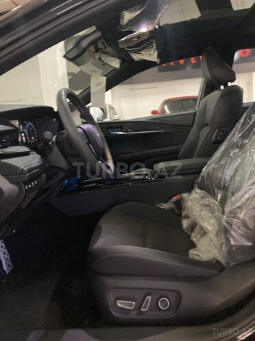 Toyota Camry-13
