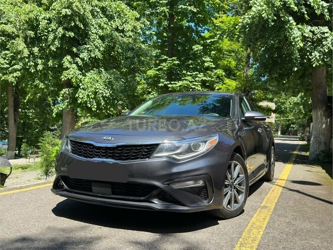 Kia Optima-1