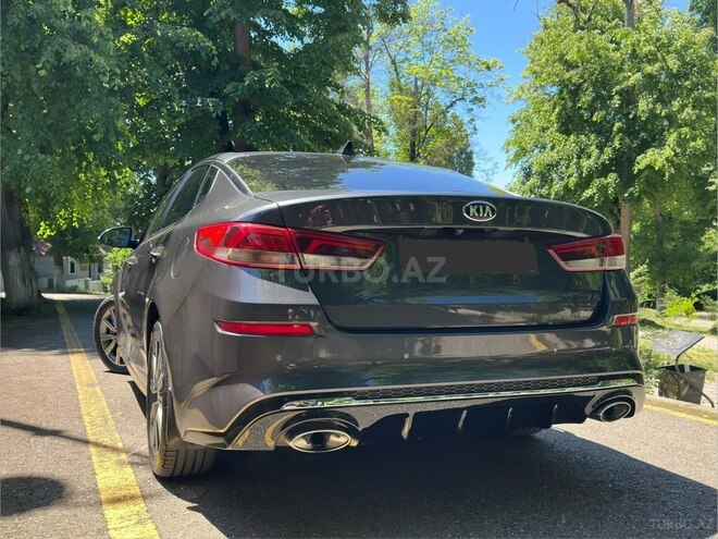 Kia Optima-2