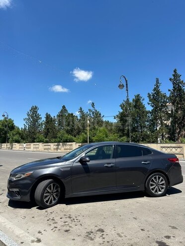 Kia Optima-5
