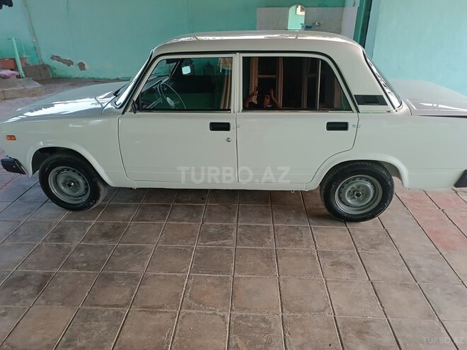 LADA (VAZ) 2107-8
