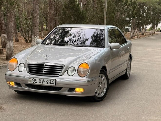 Mercedes E 240-6