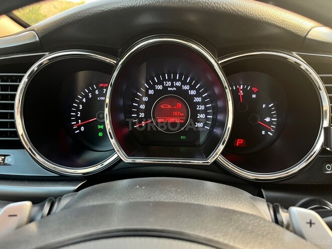 Kia Optima-15