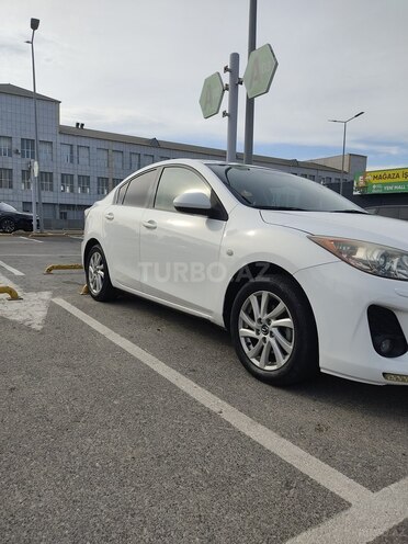 Mazda 3-3
