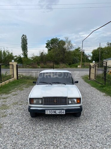 LADA (VAZ) 2107-1