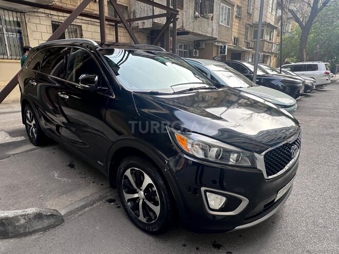 Kia Sorento-12
