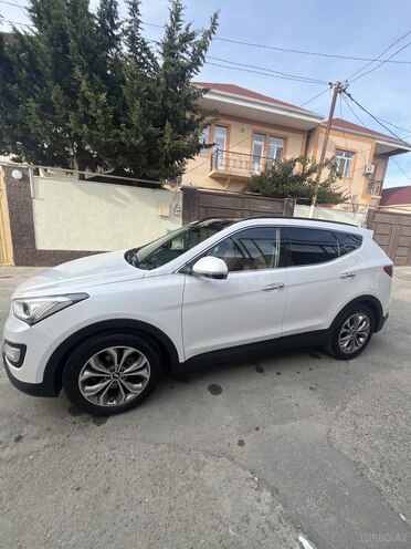 Hyundai Santa Fe-5