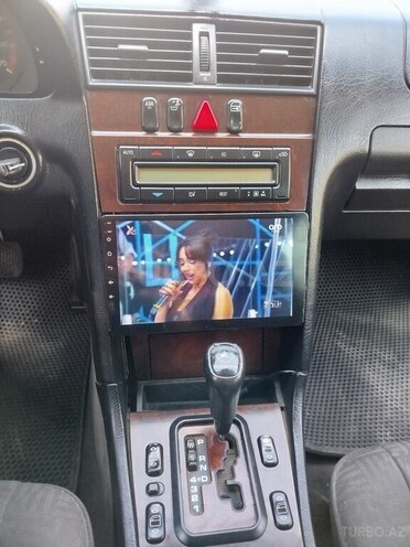 Mercedes C 200-9