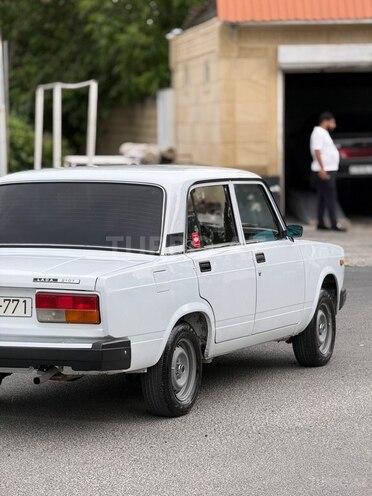 LADA (VAZ) 2107-4