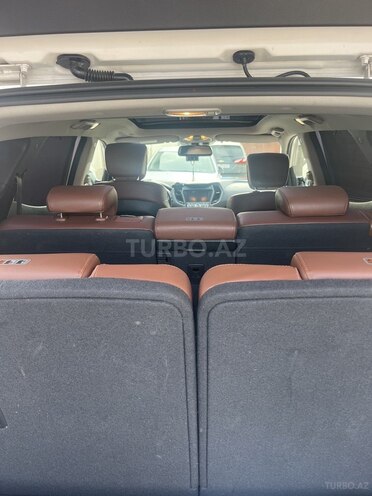 Hyundai Santa Fe-7