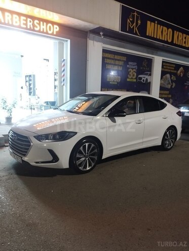Hyundai Avante-7