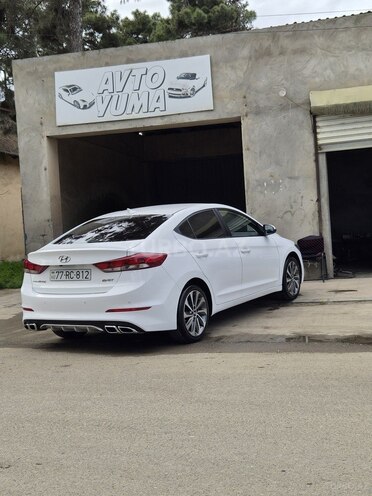 Hyundai Avante-2
