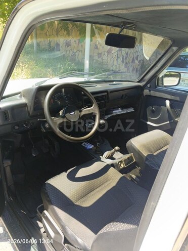 LADA (VAZ) Niva-16