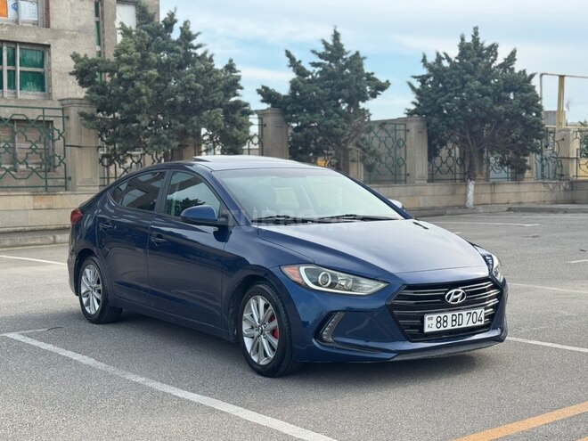 Hyundai Elantra-7