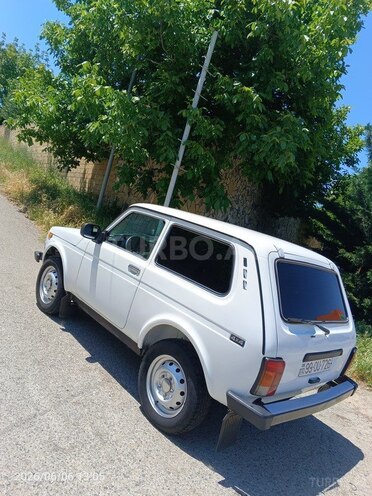 LADA (VAZ) Niva-9