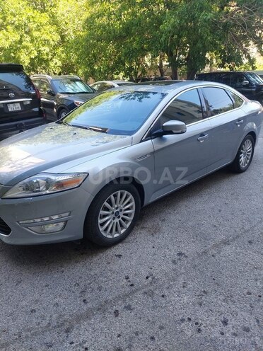 Ford Mondeo-2