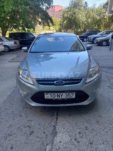 Ford Mondeo-1