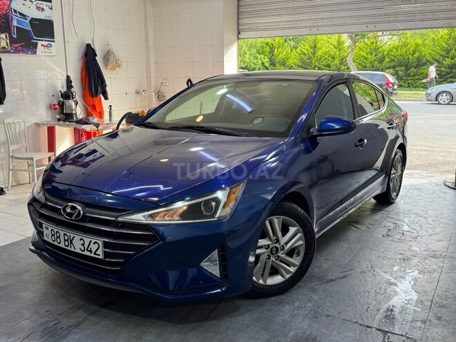 Hyundai Elantra-2