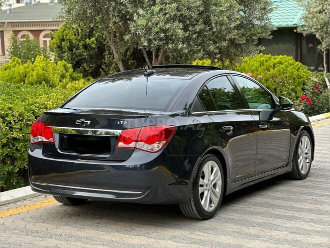 Chevrolet Cruze-6