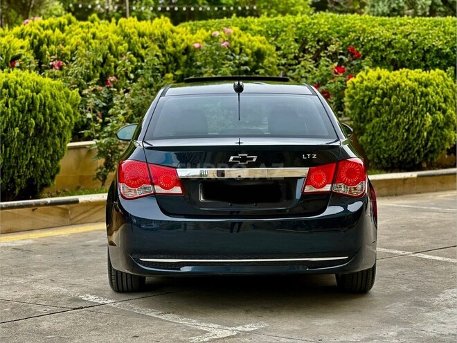 Chevrolet Cruze-8
