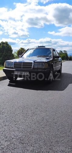 Mercedes 190-7
