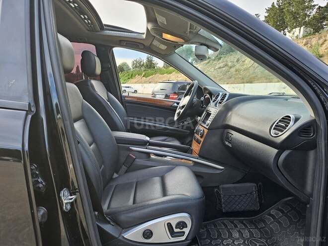 Mercedes ML 350 4MATIC-12