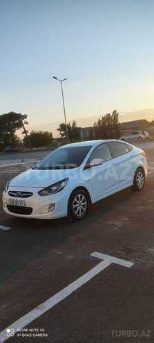 Hyundai Accent-1