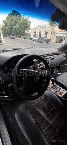 Mercedes E 280-5
