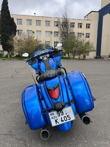 Kawasaki VN 1700 Vulcan-2