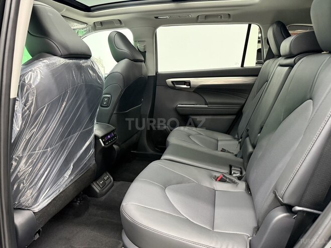 Toyota Highlander-14