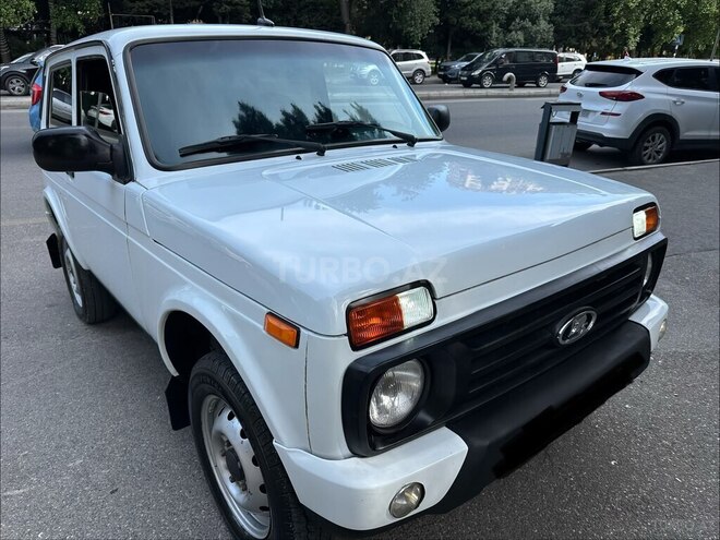 LADA (VAZ) Niva-2