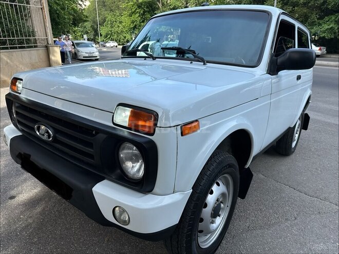 LADA (VAZ) Niva-3