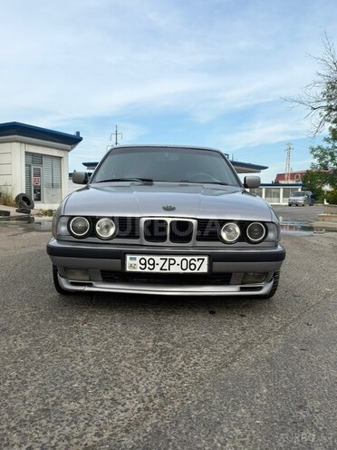BMW 530-2