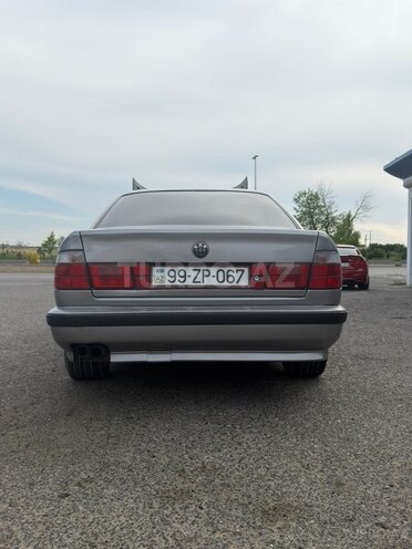 BMW 530-4