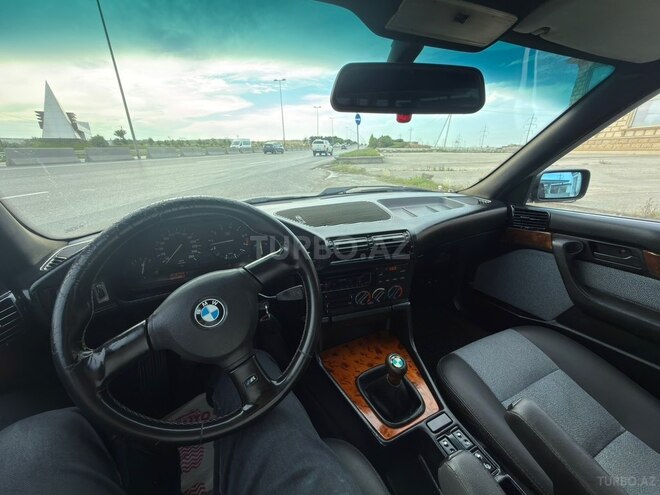 BMW 530-7