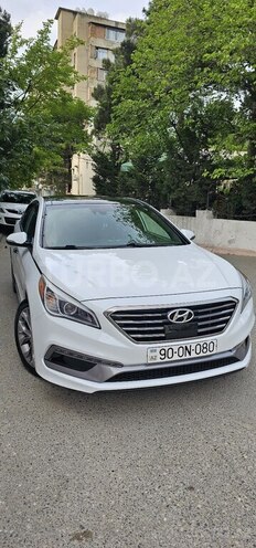 Hyundai Sonata-1
