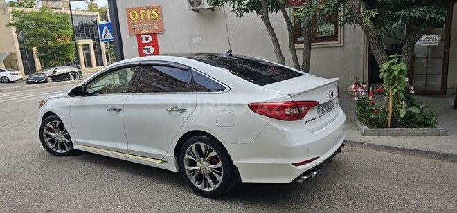 Hyundai Sonata-3