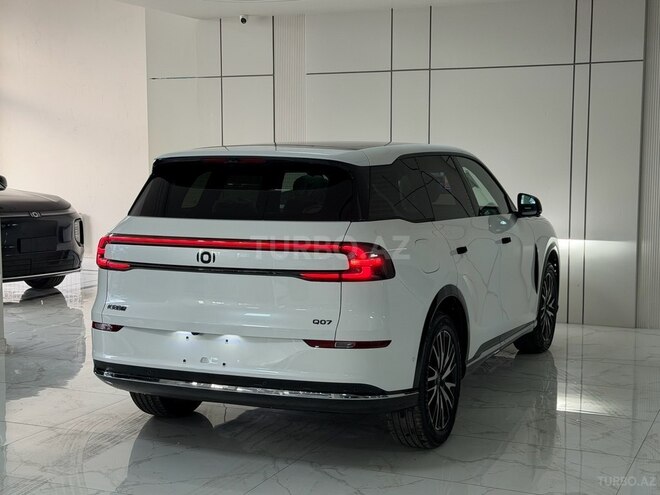 Changan Qiyuan Q07-5