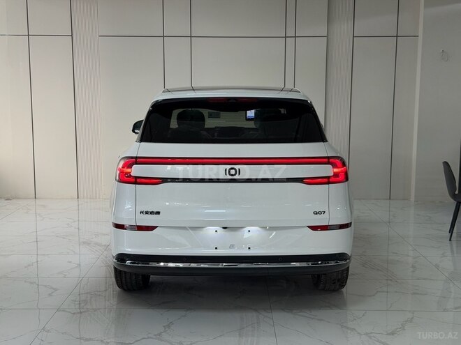 Changan Qiyuan Q07-4