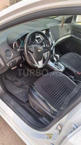 Chevrolet Cruze-5