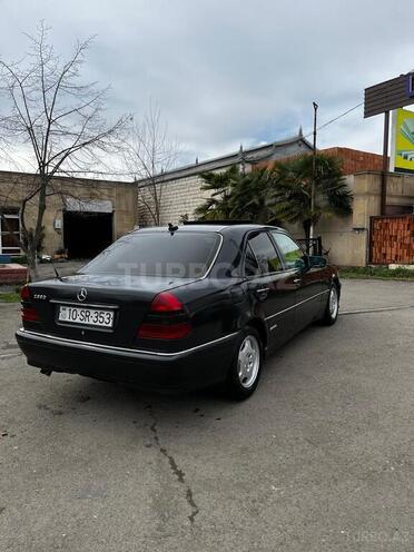 Mercedes C 220-10