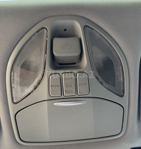 Hyundai Santa Fe-13