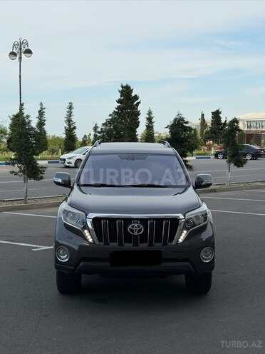 Toyota Land Cruiser Prado-13