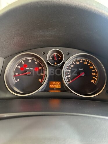 Opel Astra-12